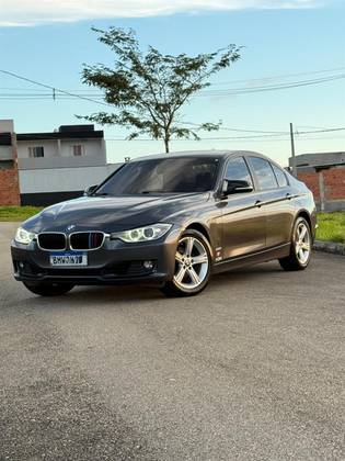 BMW 320i 2.0 SPORT GP 16V TURBO GASOLINA 4P AUTOMÁTICO BMW 320i 2.0 SPORT GP 16V TURBO GASOLINA 4P AUTOMÁTICO